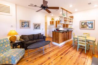 Hibiscus Coffee & Guesthouse - Santa Rosa Beach - 6
