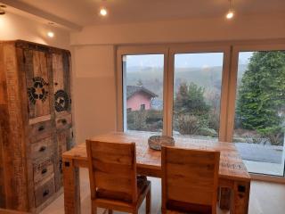 Große Auszeit Eifel mit Sauna, Kamin und Terrasse - Nettersheim - 9