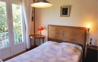Amazing Home In Prades Sur Vernazobre - 4