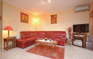 Beautiful Home In Lauris With Wifi - Lauris - 7