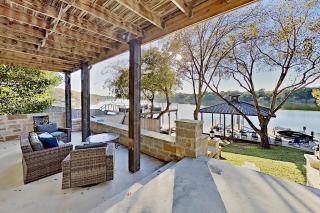 Opulent Waterfront 118B - Burnet - 0