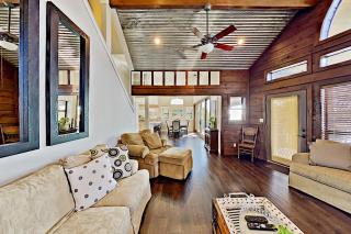 Opulent Waterfront 118B - 4