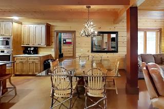 Luke Lake Living - 3