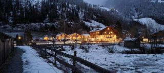 Schlosswirt Chalets & Apartments - 9