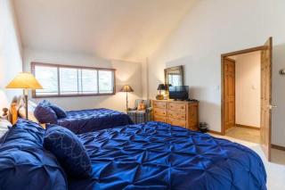 18 Vail Road Condos Gondola One - 4