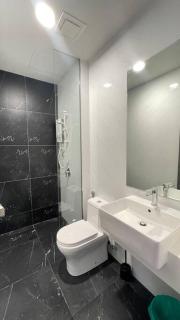 New Georgetown Stylist 2BR Homestay for 10pax 无敌美景两房民宿 Beacon Executive Suite - George Town - 8