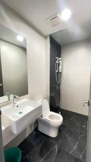 New Georgetown Stylist 2BR Homestay for 10pax 无敌美景两房民宿 Beacon Executive Suite - George Town - 1