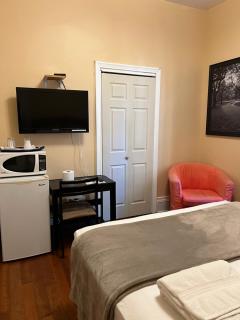 Adas Guesthouse - Toronto - 6
