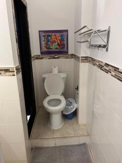 Adas Guesthouse - Toronto - 5
