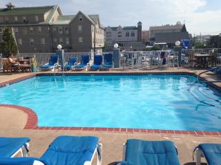 Tidelands Caribbean Boardwalk Hotel and Suites - Ocean City - 2