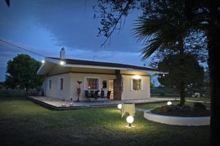Villa Anastasia! in STROFYLIA pine FOREST!!! - Kamenitsotaíika - 0