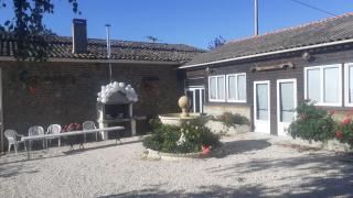 La ferme d'Odette Gîte et salle de reception - Poucharramet - 2