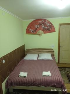 "Різьб'ярська садиба" - 4