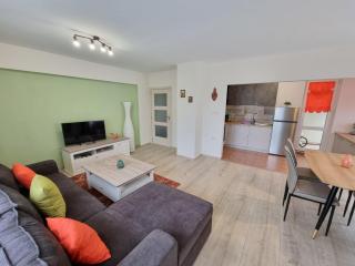 Flora - Beautiful *NEW* Apartment to the Beach - Burgas - 9