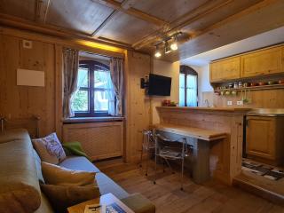 Bilocale Ristrutturato - 1