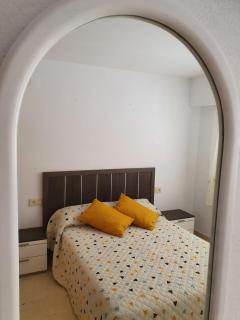 APARTAMENTO CON GRAN TERRAZA, PISCINA Y CON VISTAS AL MAR, A SOLO 50 m DE LA PLAYA - Daimús - 1