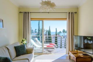 BnB Homes Ocean view Apartment with sunbathing Terrace, 2 Swimming pools & Tennis court - Albufeira - 0