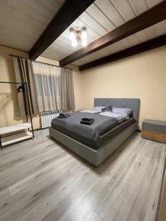 Happy House - 4