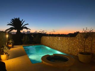 Sunset Farmhouse - 1