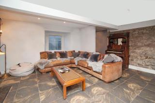 higgihaus #5 3-5 Bed Small Groups Hip Location Sleeps 4 - 10 - Cardiff - 7