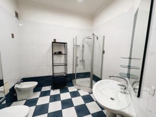 Kyiv Gallery Apartment - Kiev - 5