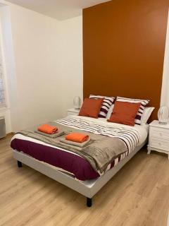 Grand F4 de 71m2 pour 6 personnes en plein centre ville Arpajon - Arpajon - 4