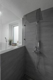 Exklusive (OG) Neubau-Ferienwohnung mit Fernsicht - 1