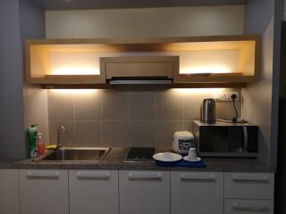 Shaftsbury Residence Cyberjaya with free parking & Netflix - 1