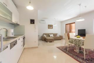 Apartments Veronika - Medulin - 0
