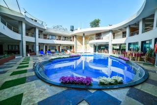 The Center Court Resort & Spa - 8