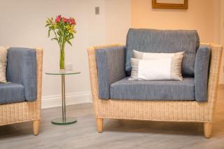 Ravelston Grange - stylish, spacious garden flat - Old Town - 2