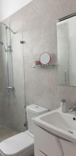 Upmarket, new, stunning 3 bedroom apartment close to the beach! - Pereybere - 4