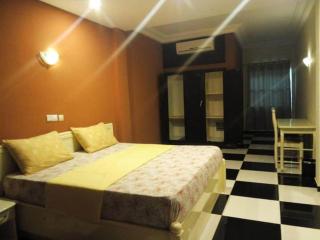 Mosaly Hotel PK10 - Porto-Novo - 9