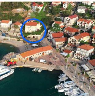 Sea view apartment near the beach S2-Jelsa center - Jelsa - 1