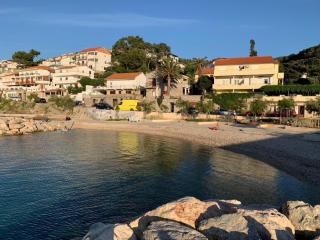 Sea view apartment near the beach S2-Jelsa center - Jelsa - 2