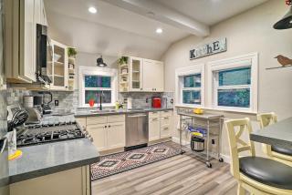 California Cottage Less Than 4 Mi to Redwood Hiking Trails - 2