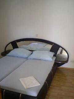 Apartment in Duce with sea view, balcony, air conditioning, WiFi 5060-1 - 2