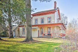 Pet-Friendly Apt in 1850s Victorian Mansion! - Poughkeepsie - 8