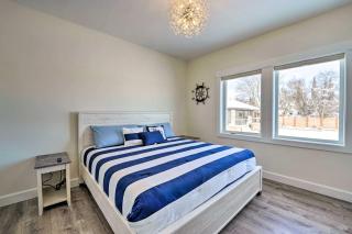 Bright La Conner Getaway with Mountain Views! - La Conner - 3
