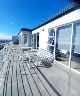 2 Dolphin Ridge , Quiet and Peaceful Penthouse - Città del Capo - 8