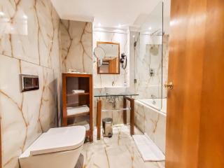 Victoria Crown Plaza Hotel - Lagos - 1