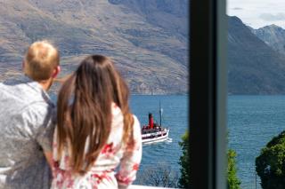 Crowne Plaza Queenstown by IHG - Queenstown - 9