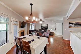 The Signature Unit & Breezy Desert Retreat - Scottsdale - 6