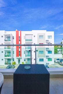 Se renta apartamento amueblado , ubicados en Santiago , 3 habitaciones , 2 bańos , 2 parqueo , área de juego y Piscina. - Santiago de los Caballeros - 8
