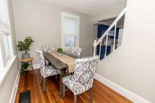 Cozy Riverfront Bungalow with Stunning Views - 6