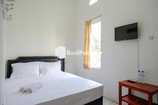 Pringgondani Guest House At Pandanaran Hills Semarang - 0