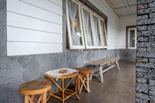 RedDoorz near XT Square 4 - 7