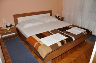 Apartment in Barbat with sea view, balcony, air conditioning 660-1 - 2