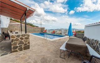 3 Bedroom Beautiful Home In Antequera - 1