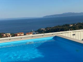 Apartment Lui with rooftop swimming pool - Ičići - 8